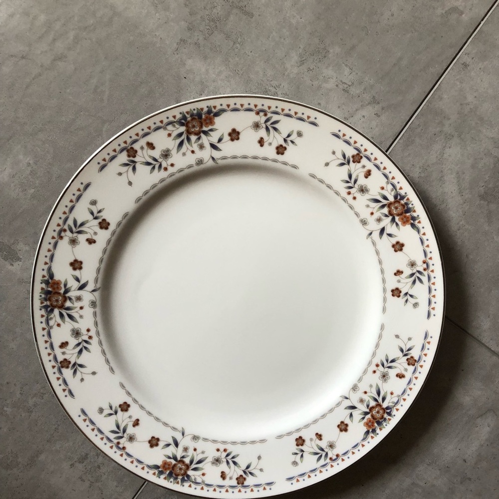 Claremont China Dinner Plate